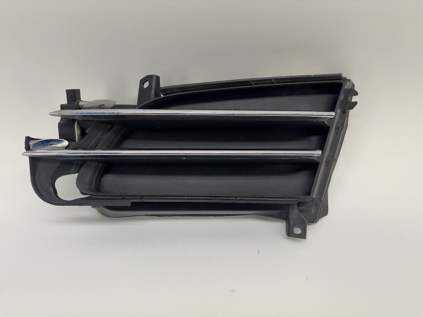 2015-2018 Tesla Model S Active Louvre Left 1007268-00-F
