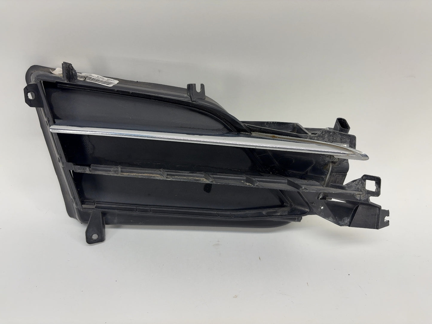 2019 Tesla Model S Right Active Louvre 1058007-00-J