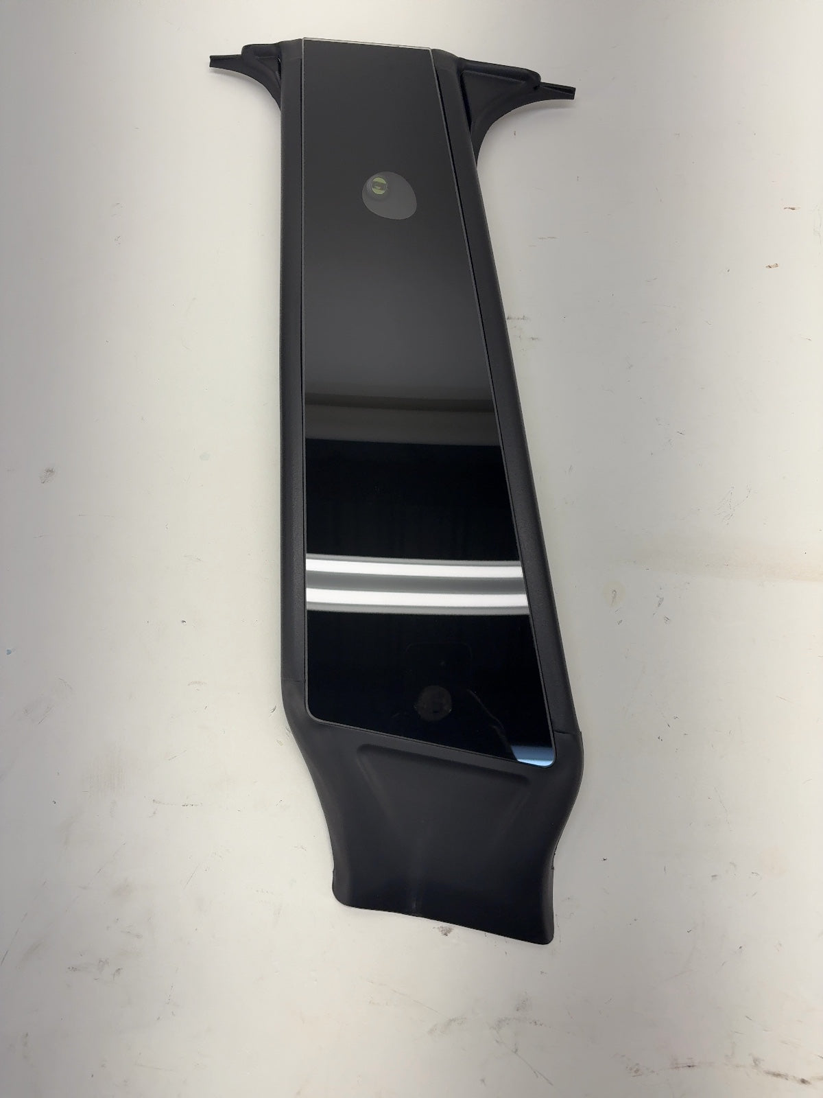 2026 Tesla Model Y Juniper B Pillar Applique Right Glass With Camera 1937558-79-B
