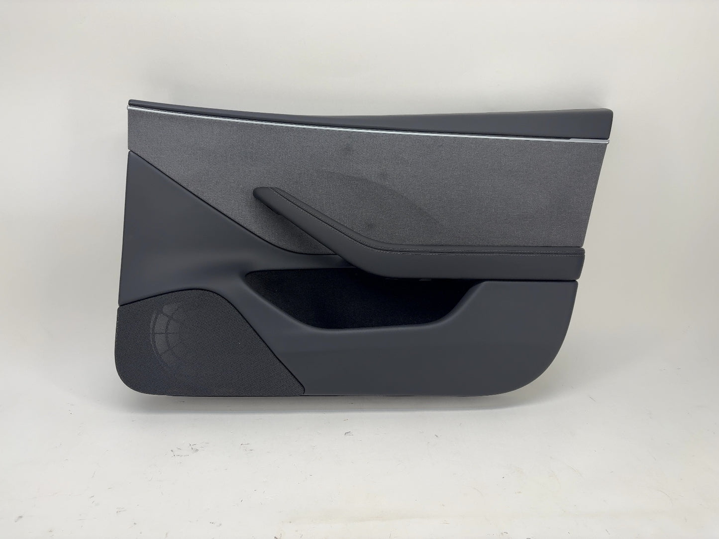 2025 Tesla Model 3 Highland Front Right Door Panel 1776740-20-E