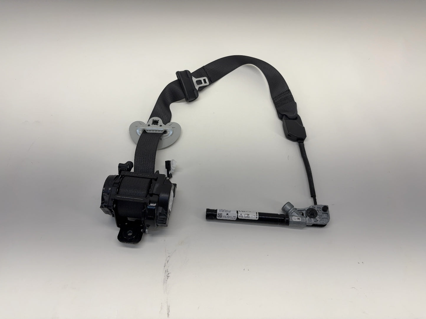 2018 Tesla Model 3 Front Right Seatbelt W Pretensioner 1081279-01-E