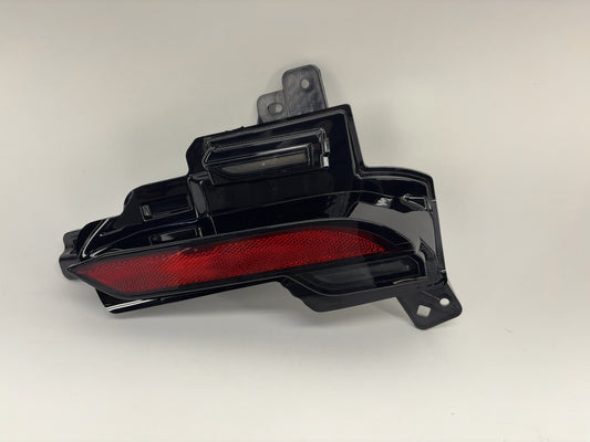 2026 Tesla Model Y Juniper Rear Right Bumper Light 1979445-10-D