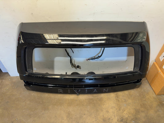 2024 Rivian R1S Upper Liftgate PT00270572-D