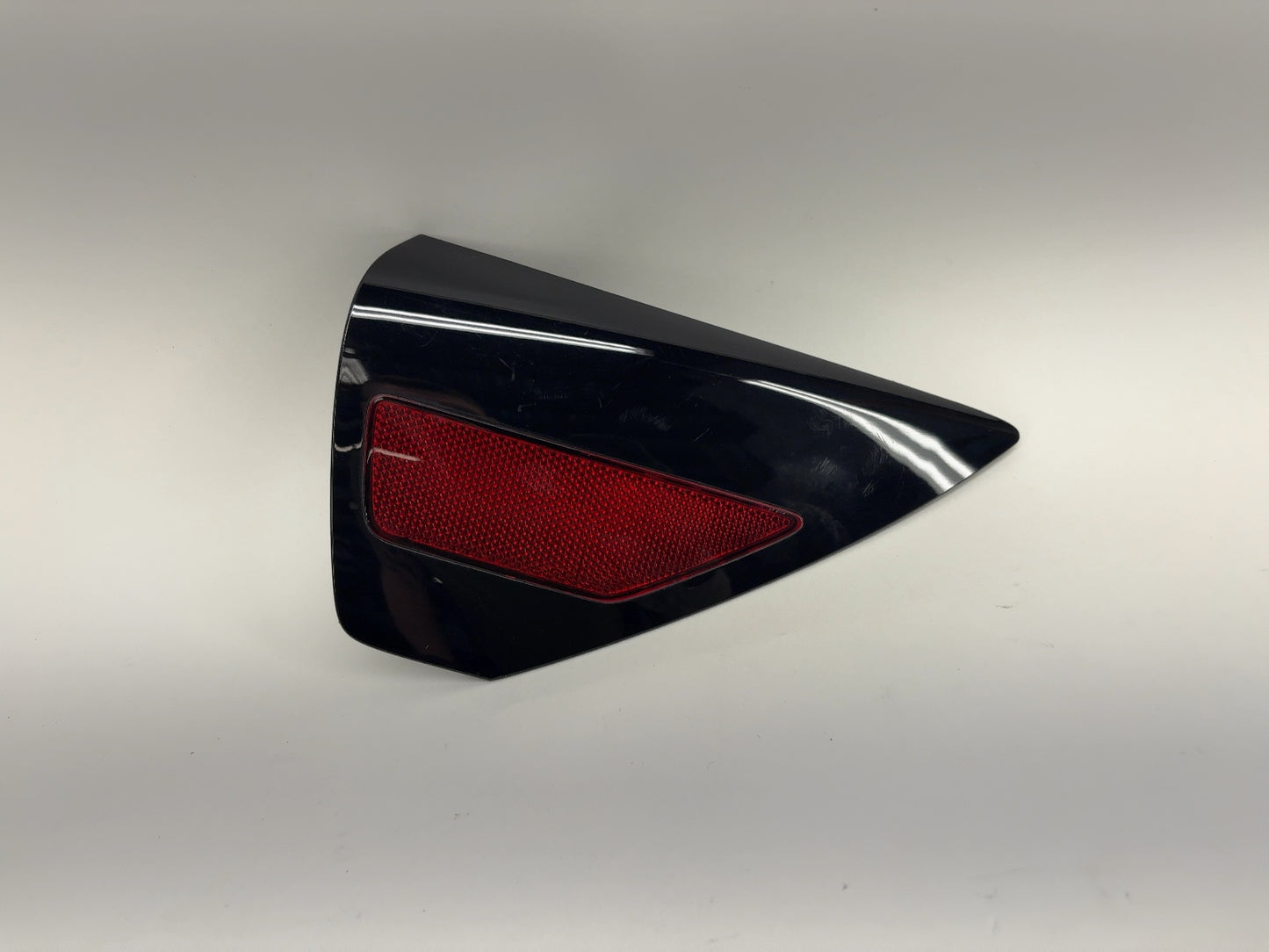 2018 Tesla Model 3 Right Quarter Reflector 1109774-00-C