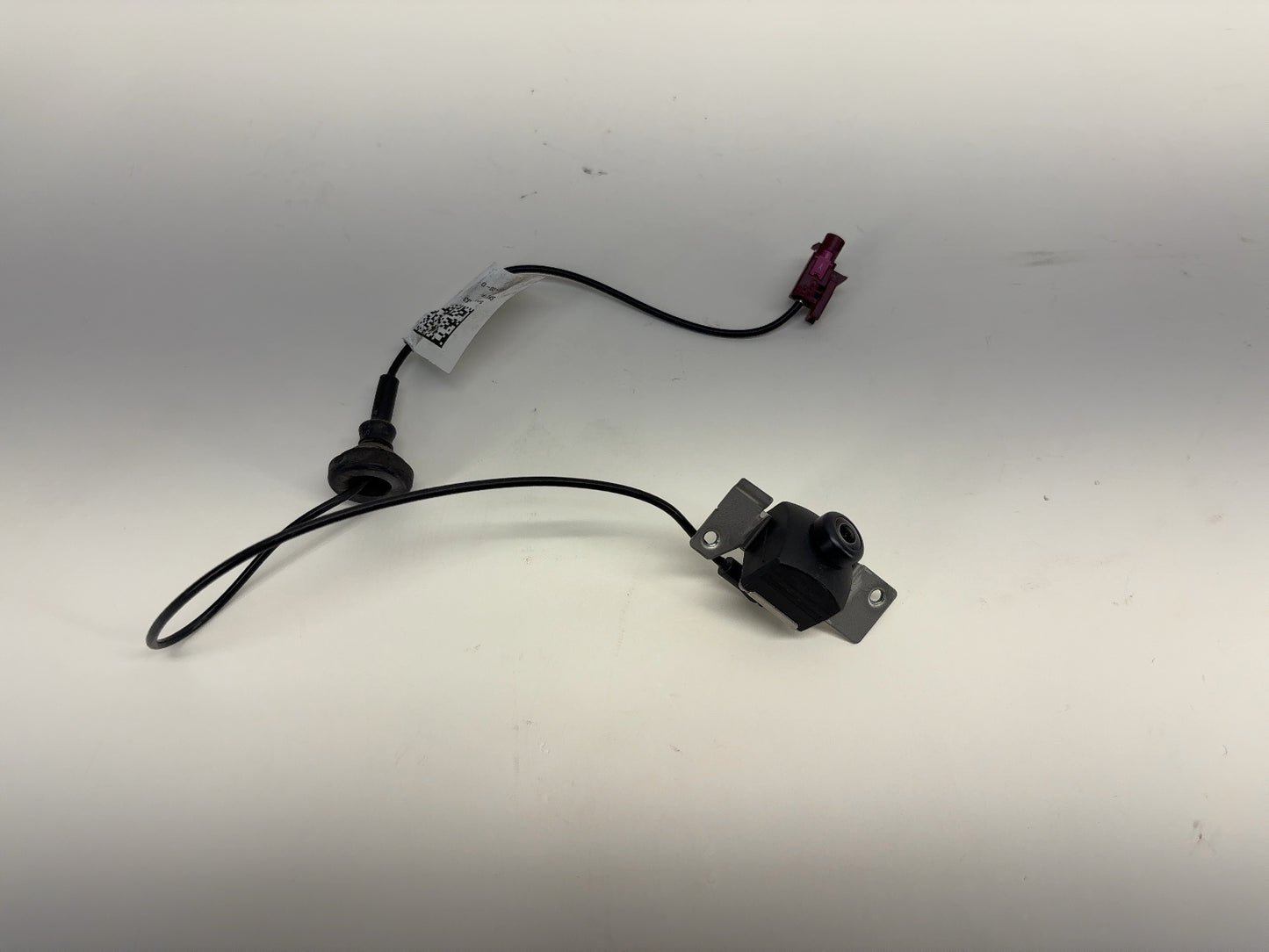 2021 Tesla Model S Rear View Backup Camera 1487924-00-D