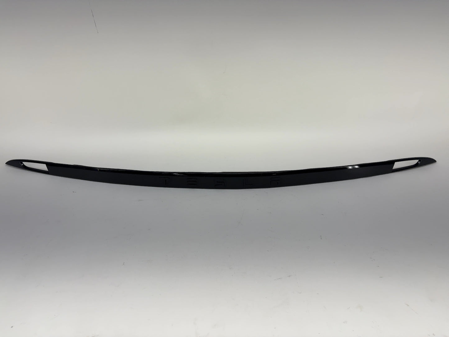 2021 Tesla Model S Liftgate Applique 1026649-00-F
