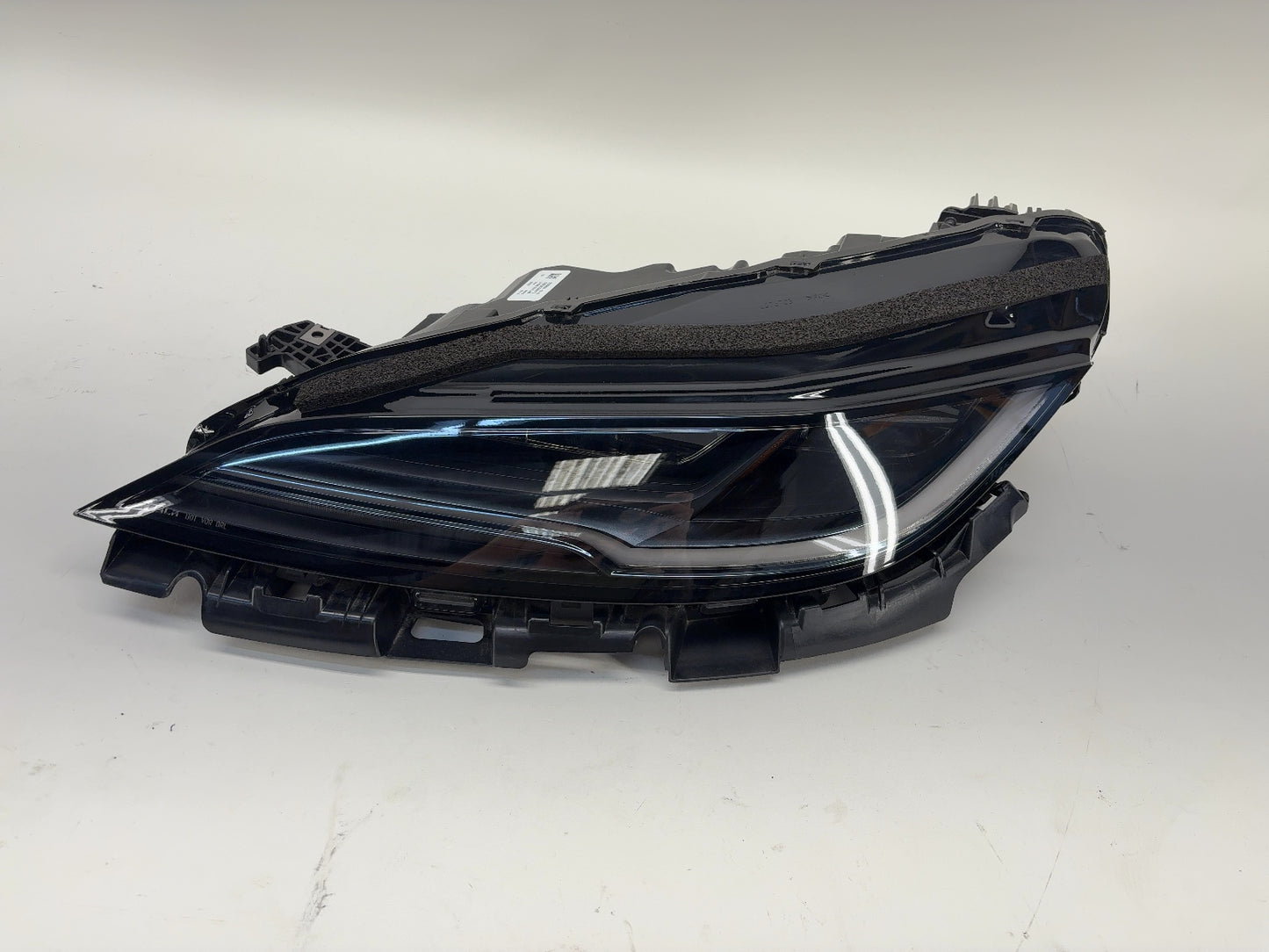 2024-2025 Tesla Model 3 Highland Left Headlamp 1694086-00-G