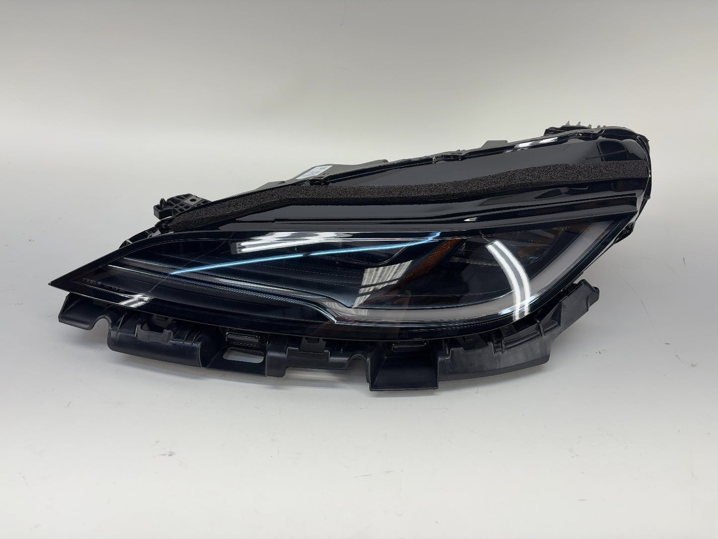 2025 Tesla Model 3 Highland Left Headlamp 1694086-00-H
