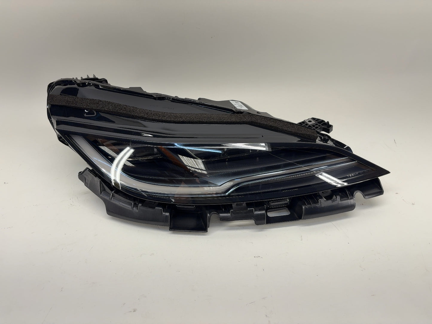 2026 Tesla Model 3 Highland Front Headlamp Right 1694087-00-I