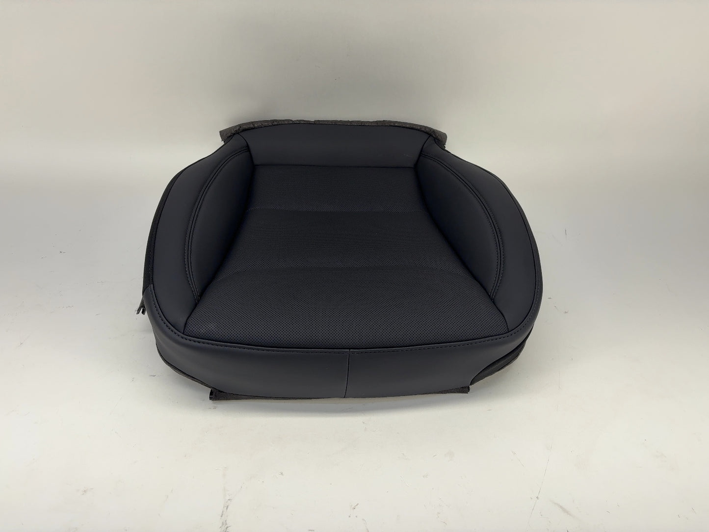 2025 Tesla Model 3 Highland Front Left Seat Lower Cushion 1997744-01-D