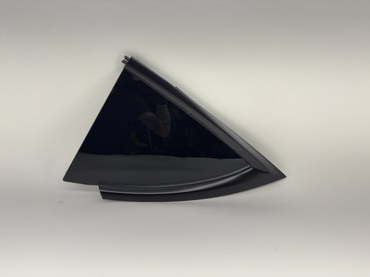 2025 Tesla Model Y Left Quarter Glass 1495740-70-J
