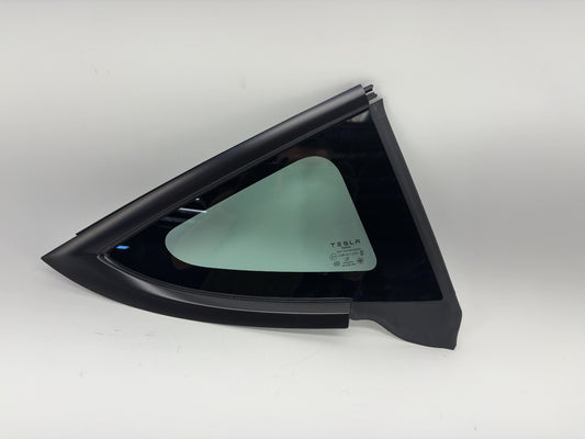 2025-2026 Tesla Model 3 Highland Right Quarter Glass 1915484-20-C