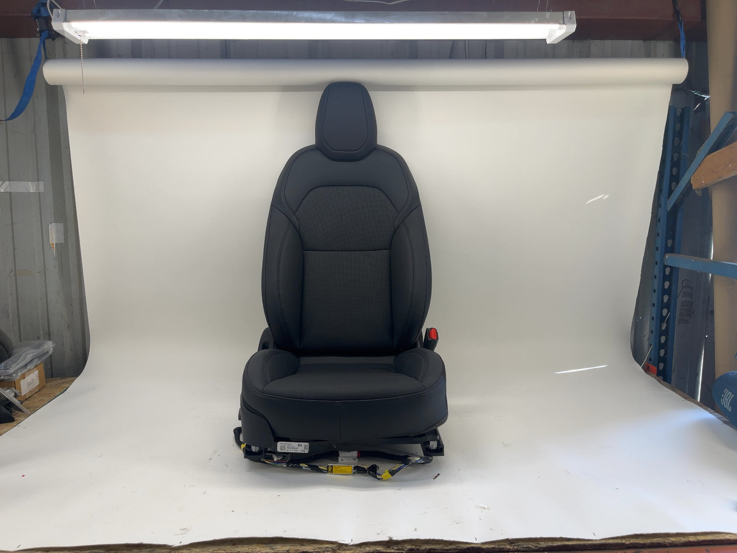 2025 Tesla Model 3 Highland Front First Row Seat Right Black 7754324-01-B