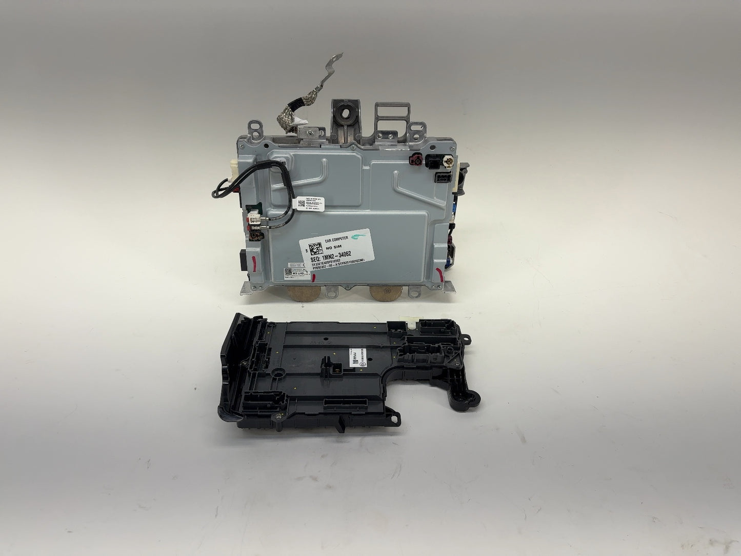 2025 Tesla Model 3 Highland Car Computer With Left Vc Controller 2001418-00-E