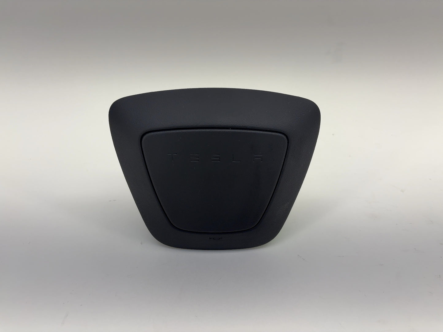 2025-2026 Tesla Model Y Juniper Steering Wheel Airbag 2003661-00-C