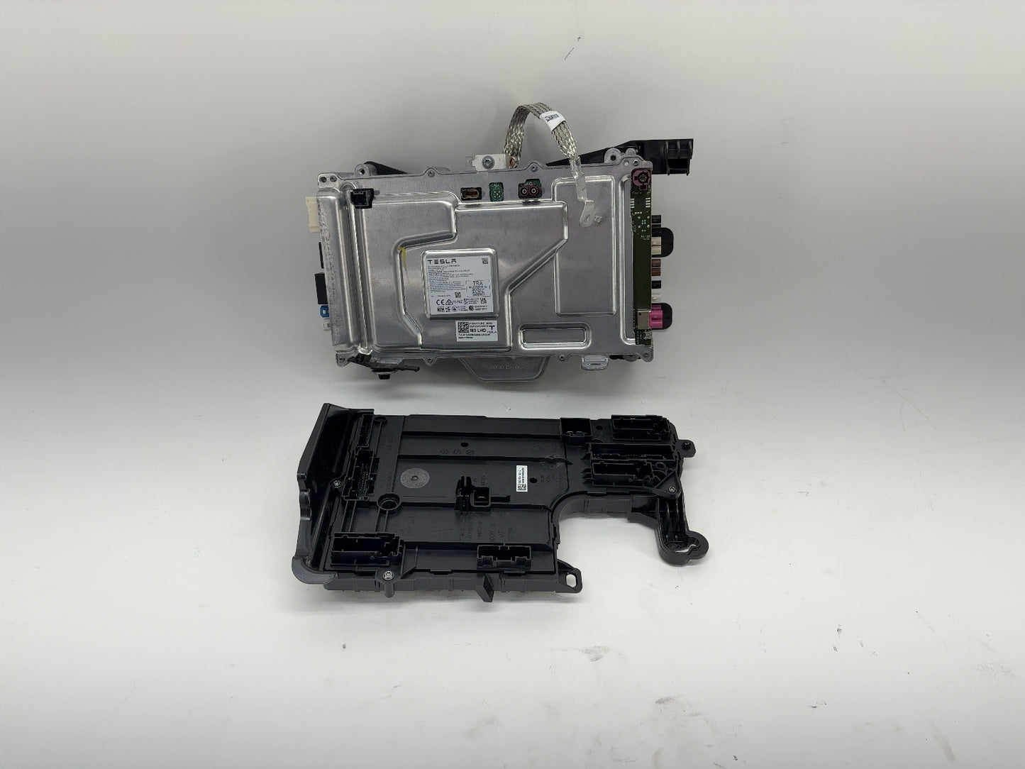 2022 Tesla Model 3 Car Computer With Vc Left Controller 1681271-00-D