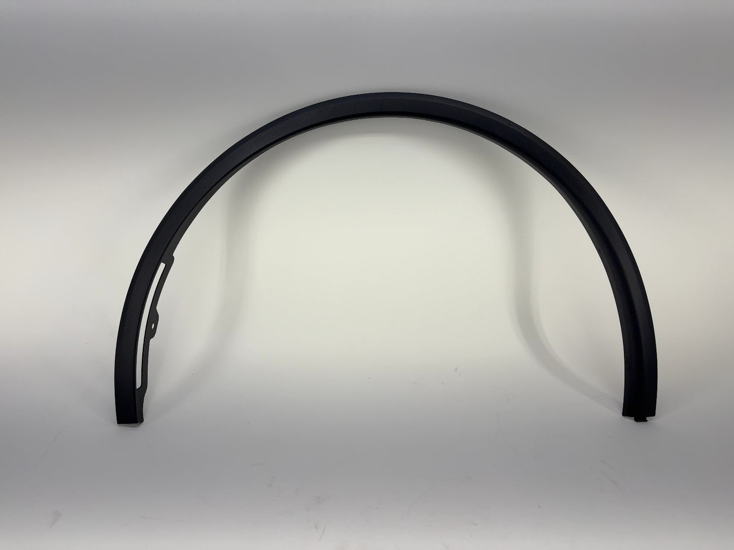 2026 Tesla Model Y Juniper Front Fender Garnish Left 1937597-00-C