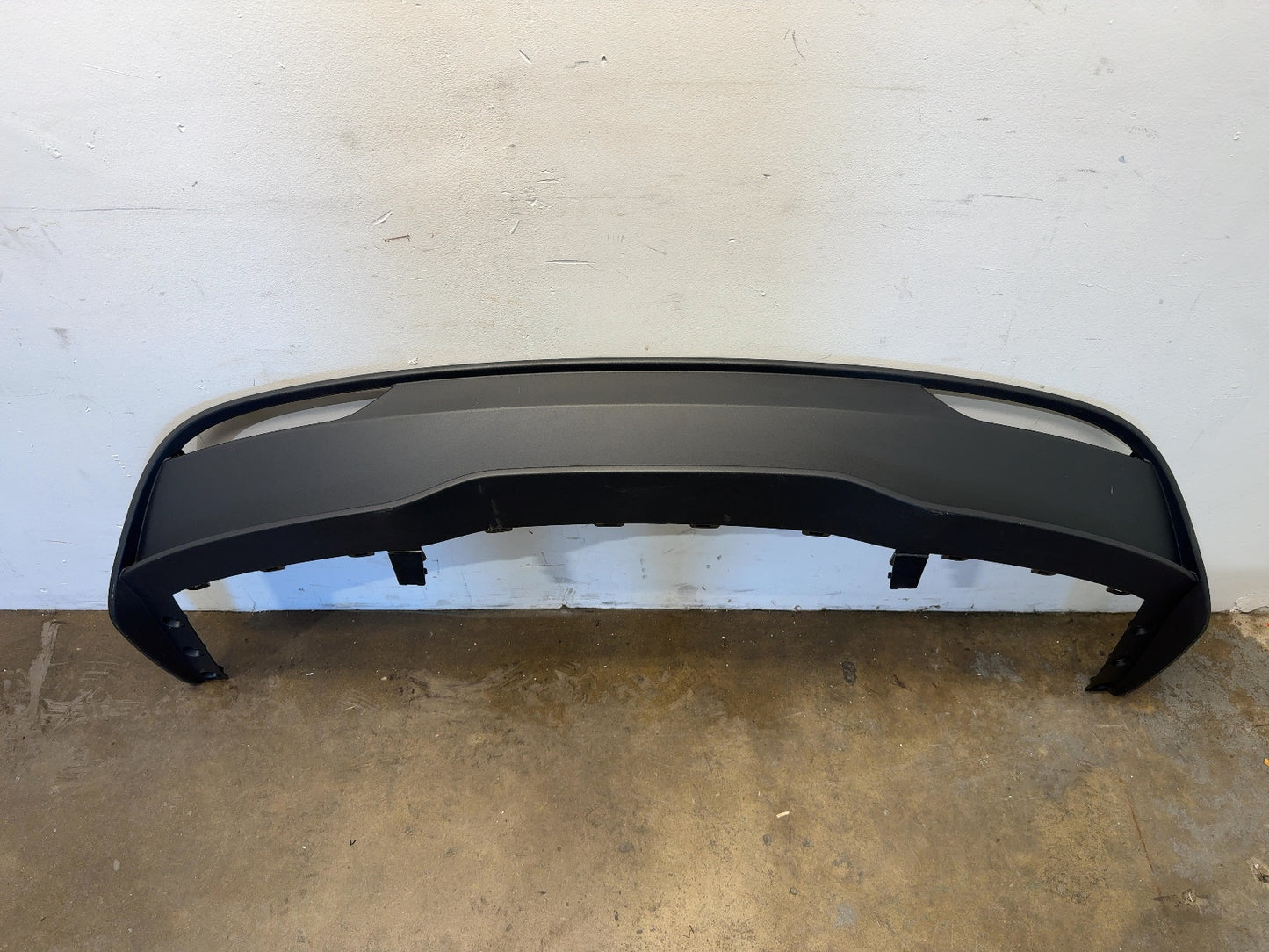 2025-2026 Tesla Model 3 Highland Rear Bumper Lower 1582581-00-D