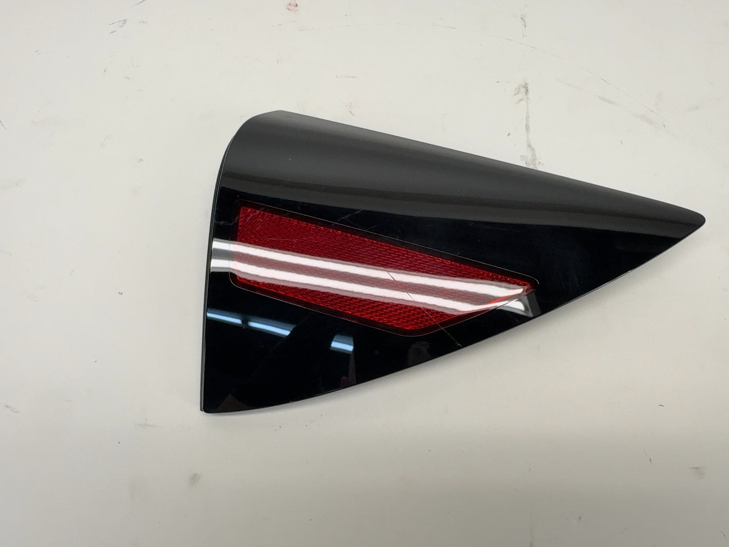 2025-2026 Tesla Model 3 Highland Right Quarter Reflector 1715105-30-A