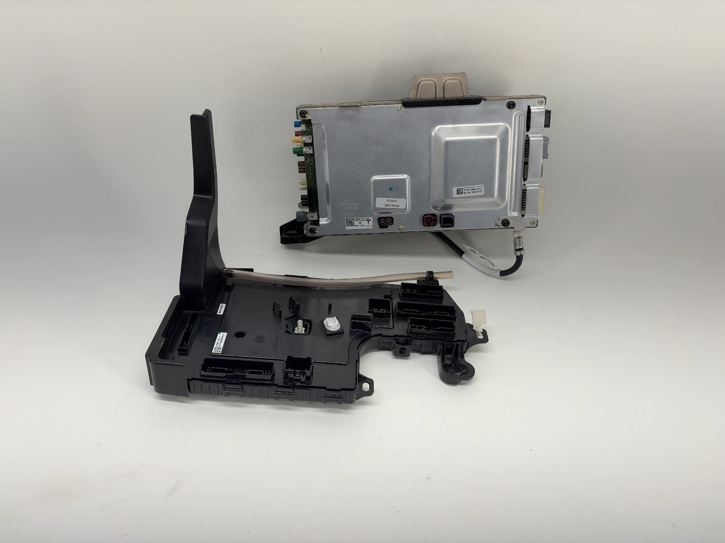 2018 Tesla Model 3 Car Computer With Vc Left Controller 1462554-00-K