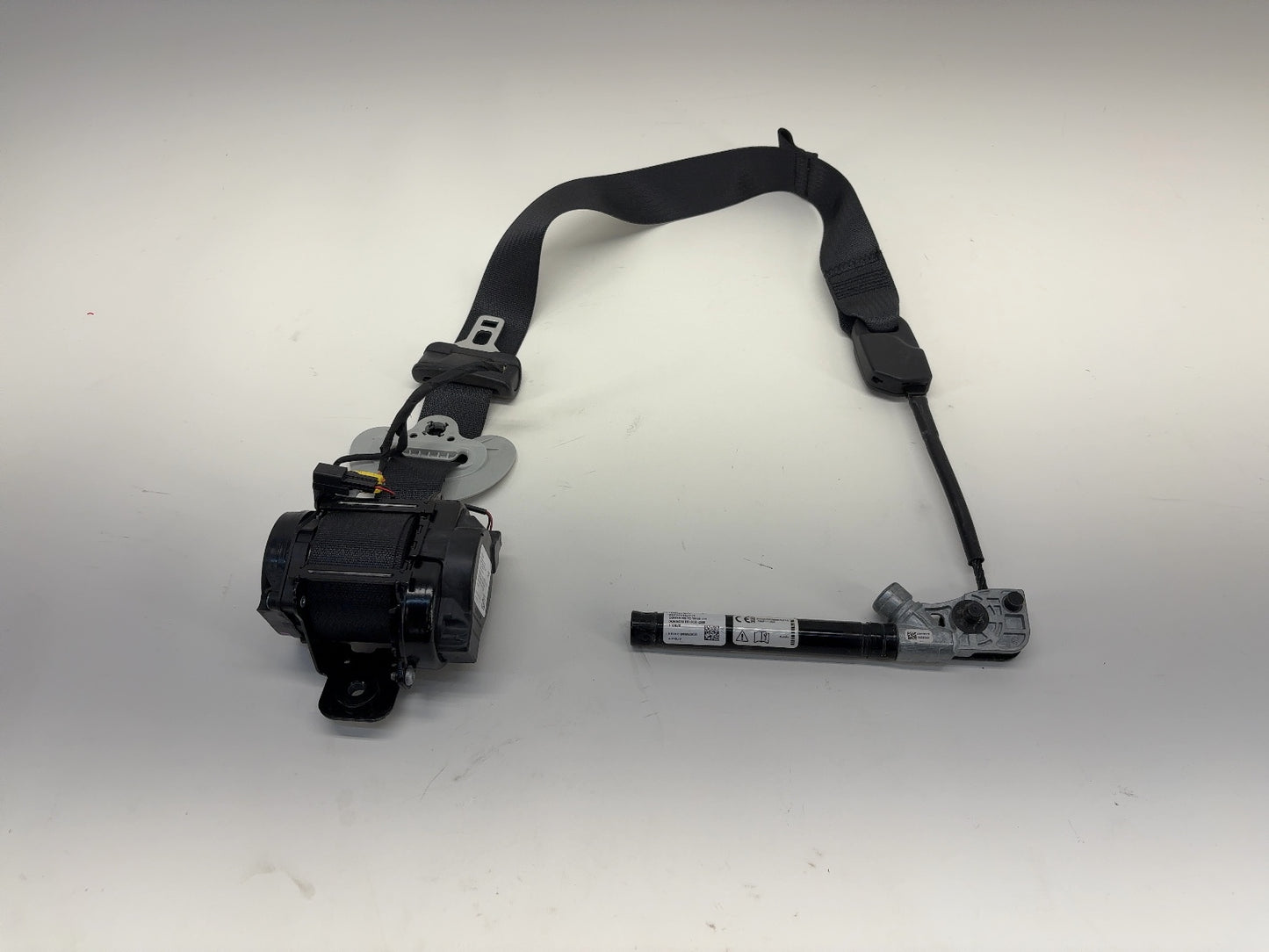 2018 Tesla Model 3 Front Right Seatbelt W Pretensioner 1081279-01-F