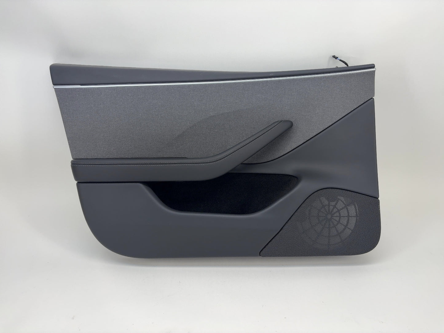 2025 Tesla Model 3 Highland Front Left Door Panel 1776730-20-E