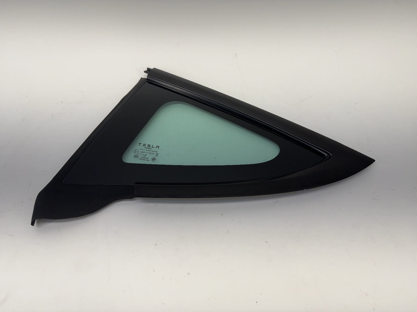 2025 Tesla Model 3 Highland Left Quarter Glass 1915483-20-C