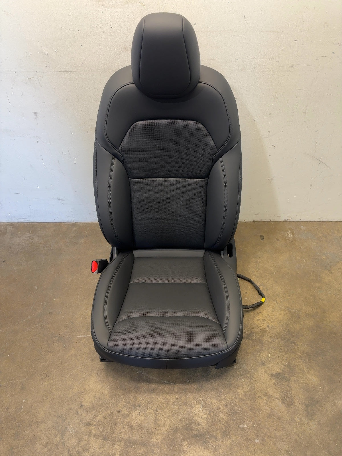 2025-2026 Tesla Model 3 Highland Front Left Seat Assembly 7754322-01-C