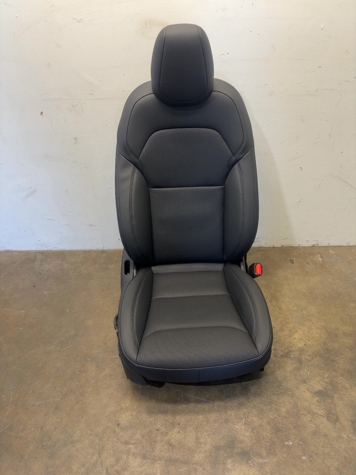 2025-2026 Tesla Model 3 Highland Front Right Seat Assembly 7754324-01-B