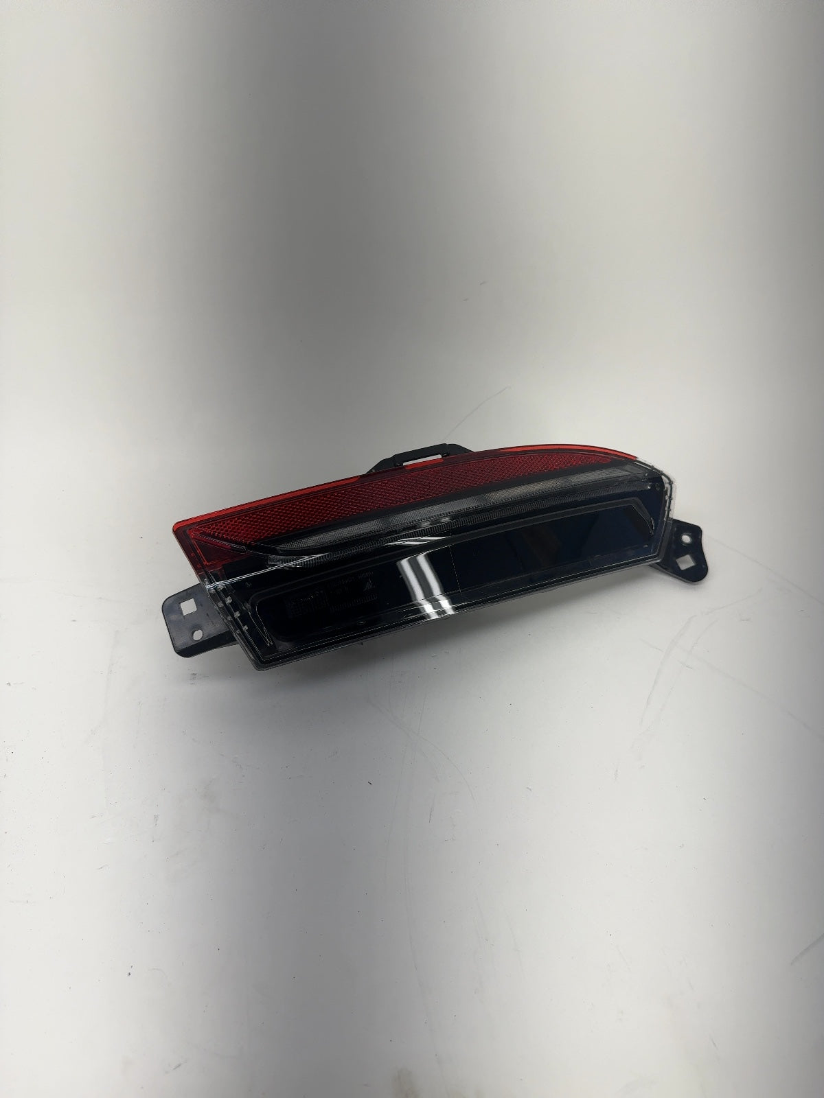 2025-2026 Tesla Model 3 Highland Rear Bumper Right Light 1712514-00-E