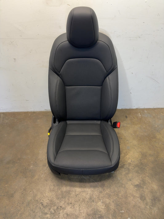 2025-2026 Tesla Model 3 Highland Front Right Seat Assembly 7754324-01-B