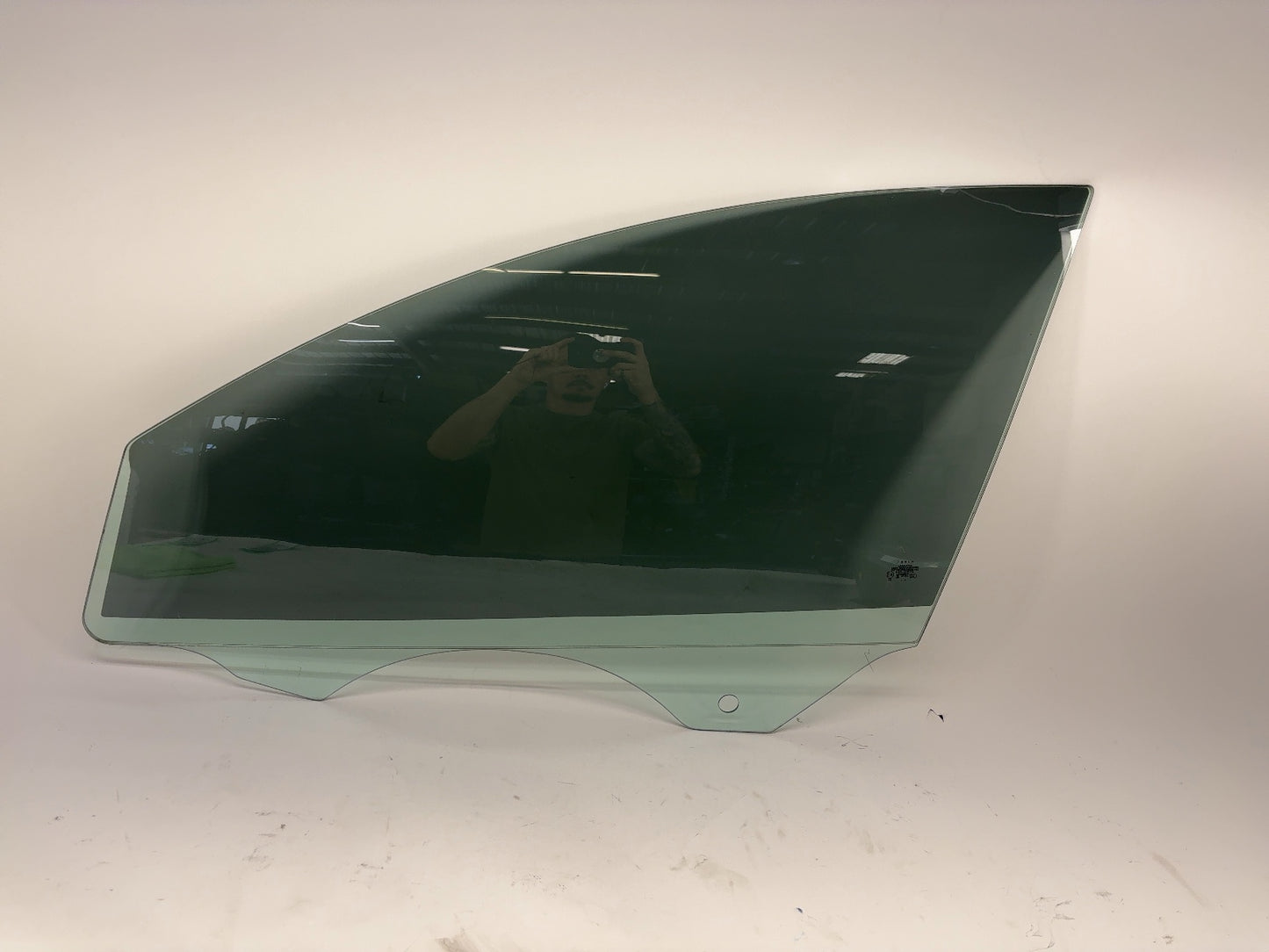 2021-2026 Tesla Model Y Front Left Door Glass Laminated Note 1906068-00-A