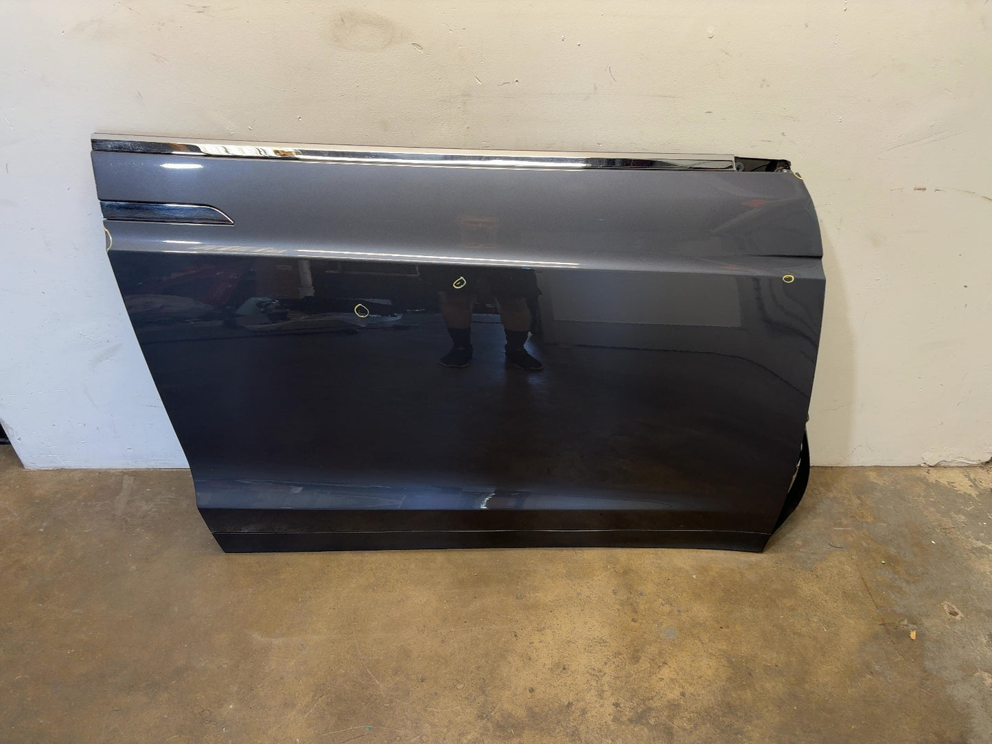 2020 Tesla Model X Front Right Door Shell 1069536-E0-C