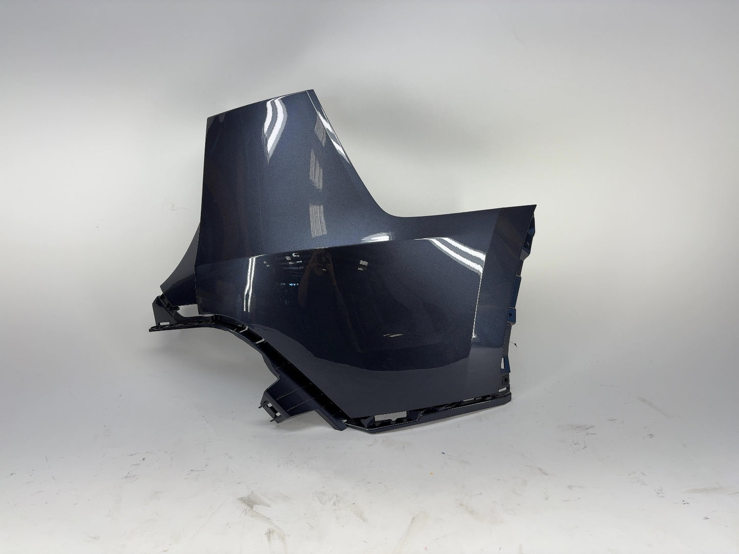 2026 Tesla Model Y Juniper Rear Upper Fascia Base Right 2013446-S0-F