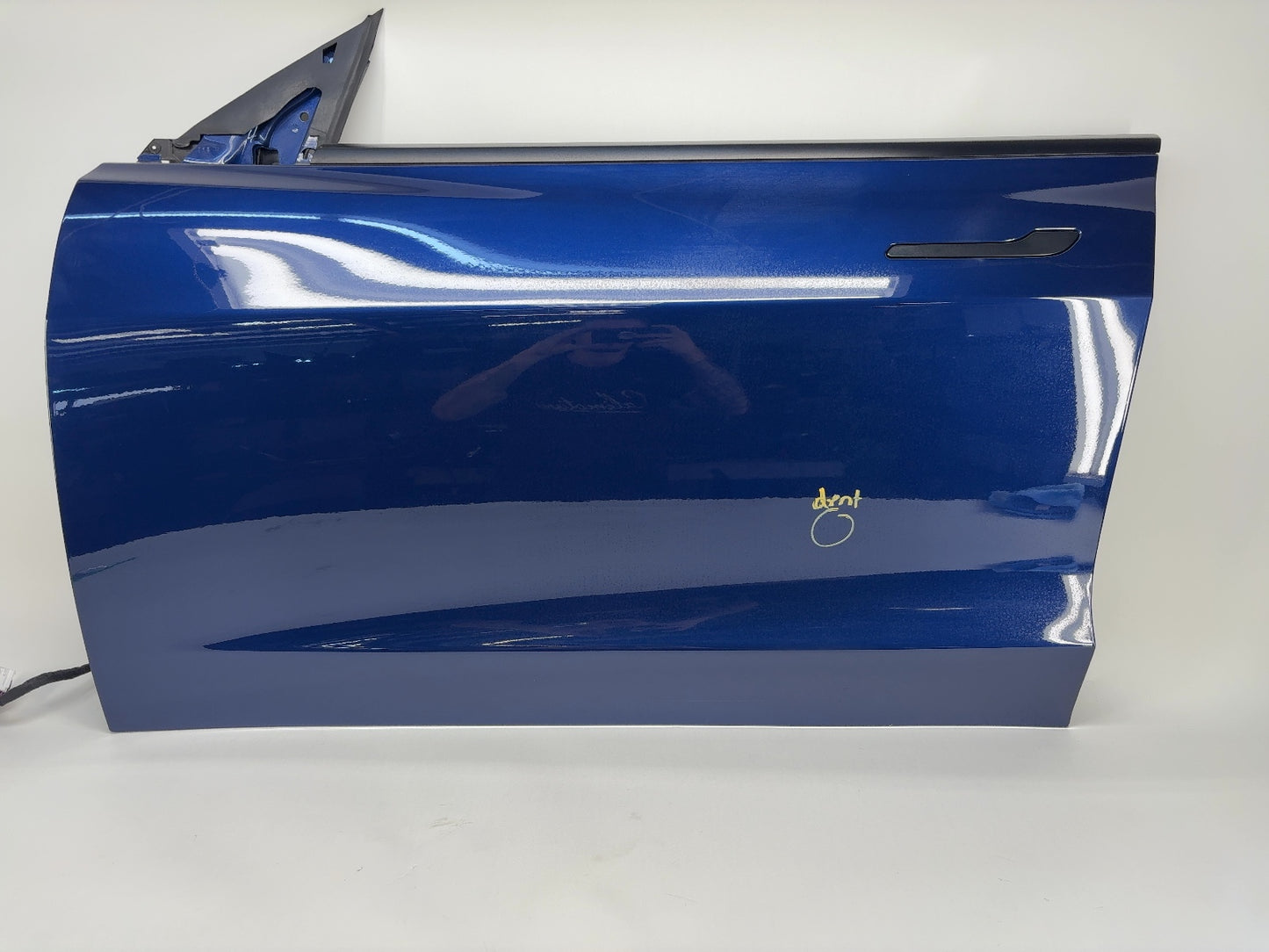 2022 Tesla Model 3 Front Left Door Shell 1081439-S0-G