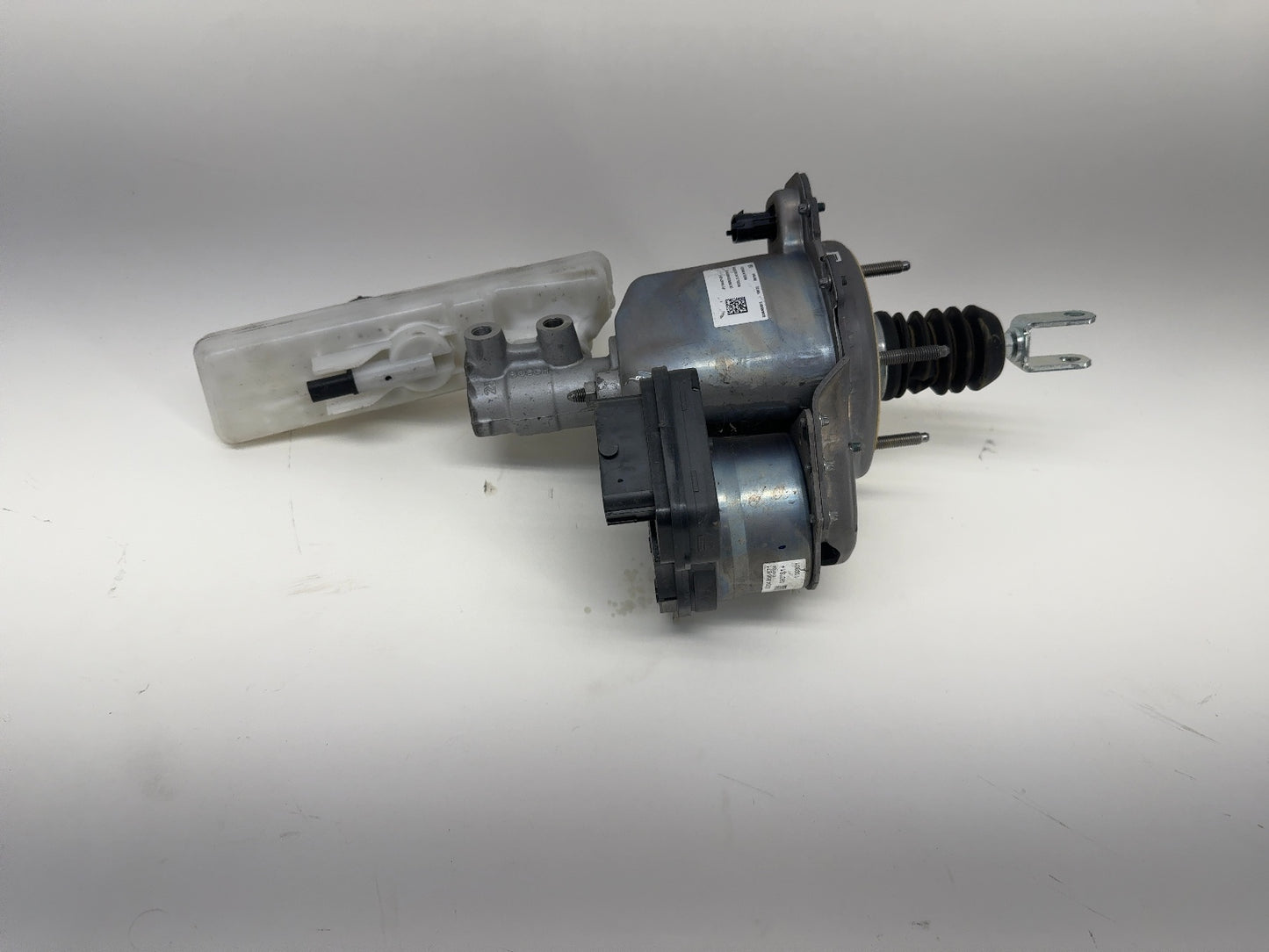 2021-2022 Tesla Model 3 Brake Booster Assembly 1044671-99-F