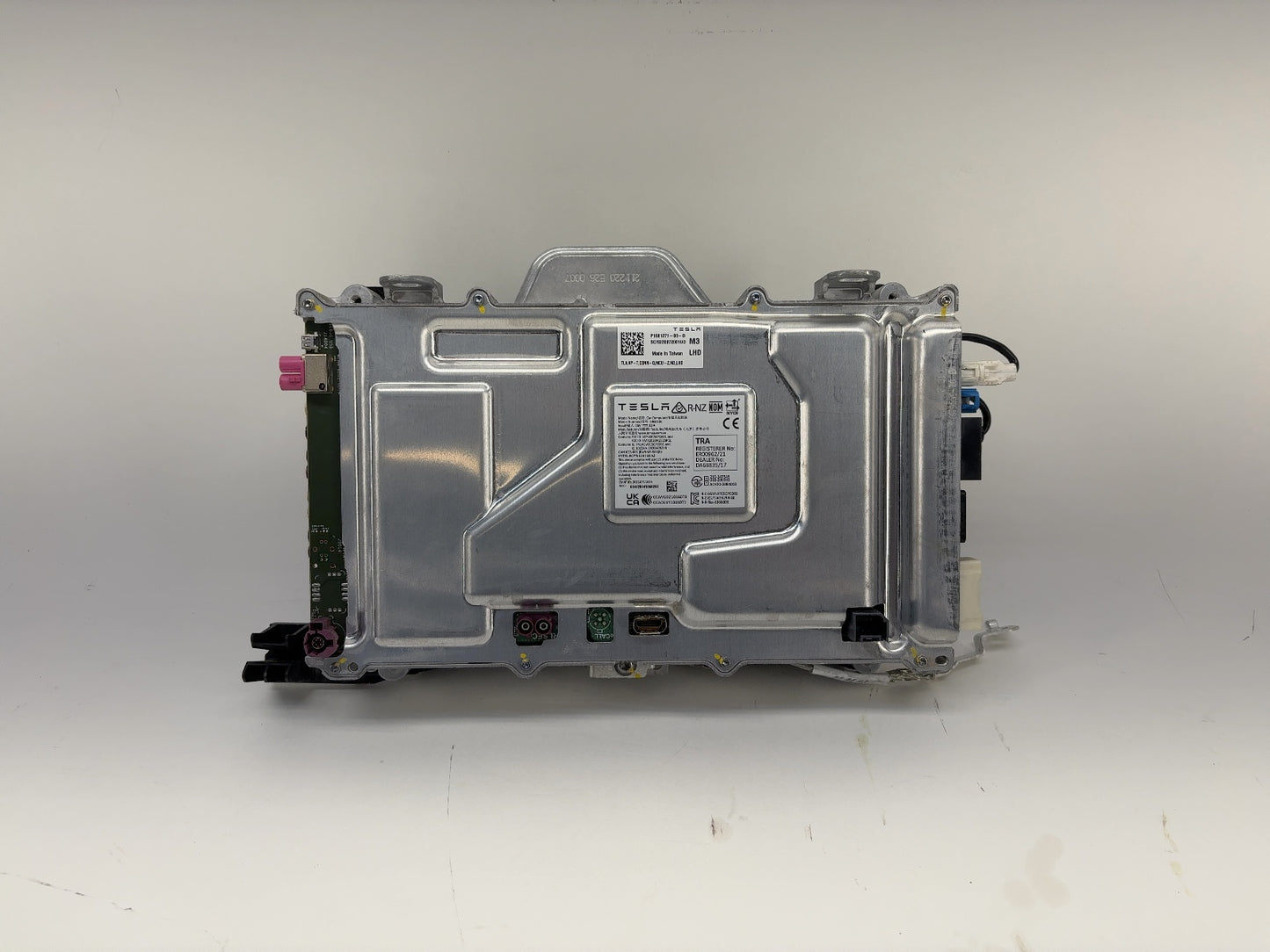 2022 Tesla Model 3 Car Computer 1681271-00-D