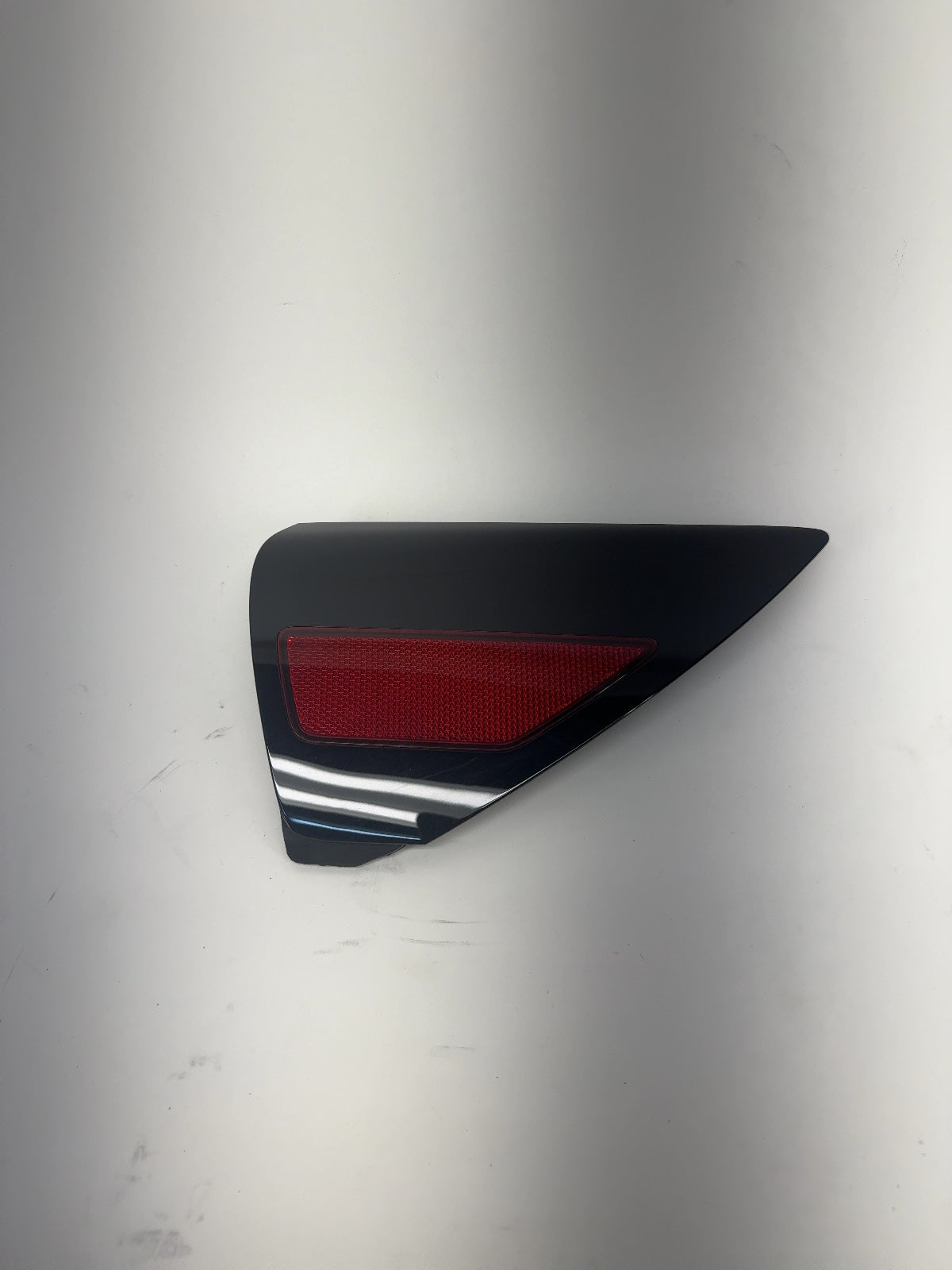 2021-2023 Tesla Model 3 Rear Right Quarter Reflector 1518783-00-B