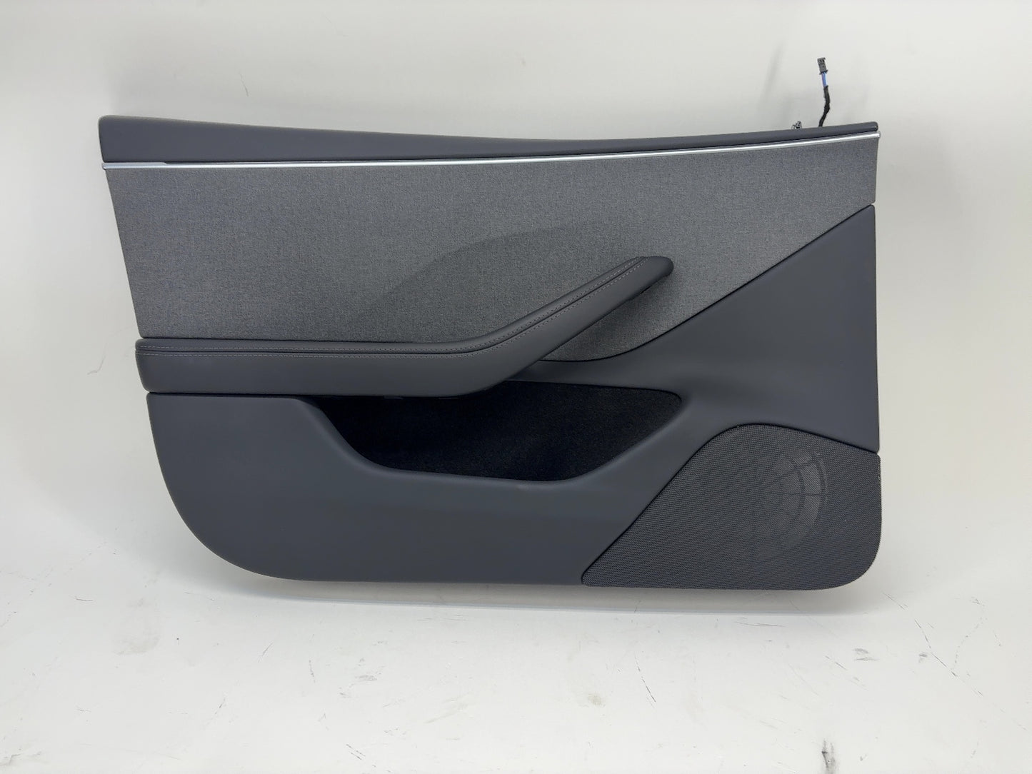 2024-2025 Tesla Model 3 Highland Front Left Door Panel 1776730-20-D
