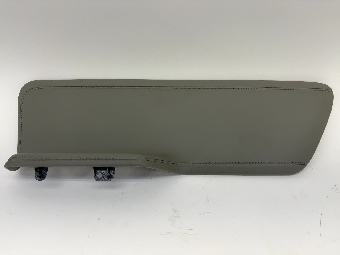 2024 Rivian R1S R1T Front Left Door Panel Armrest PT00001109-B
