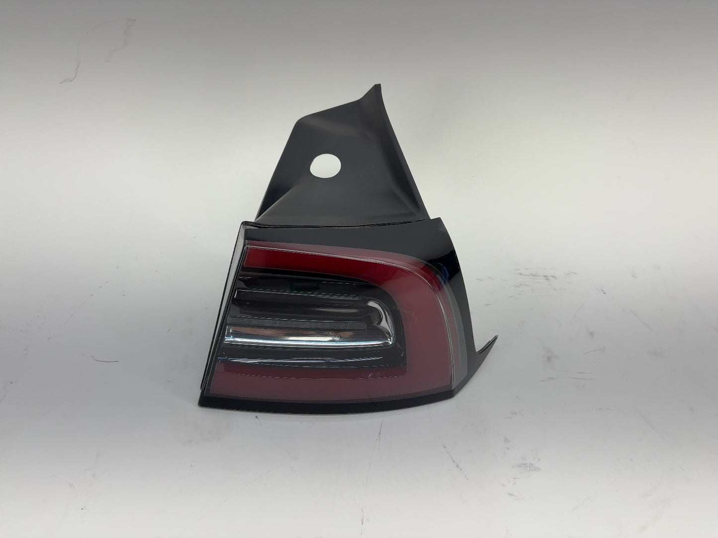 2022 Tesla Model 3 Tail Lamp Rear Bodyside Right 1077398-96-F