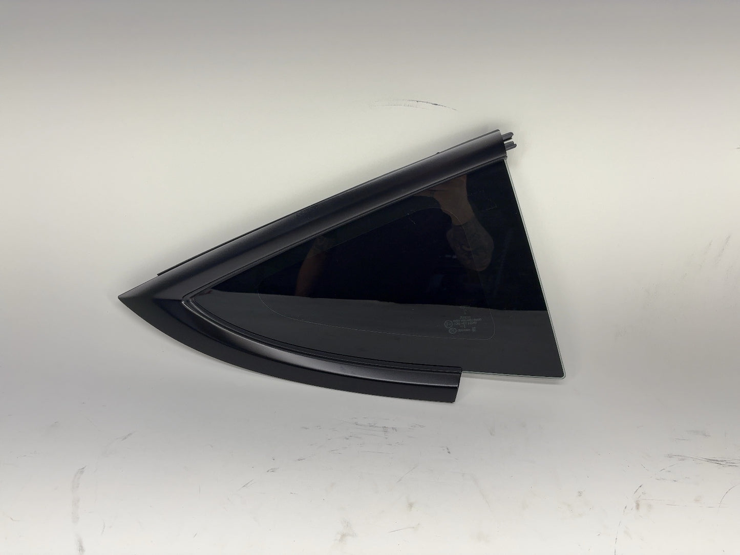 2021-2023 Tesla Model 3 Right Quarter Glass 1514979-01-C