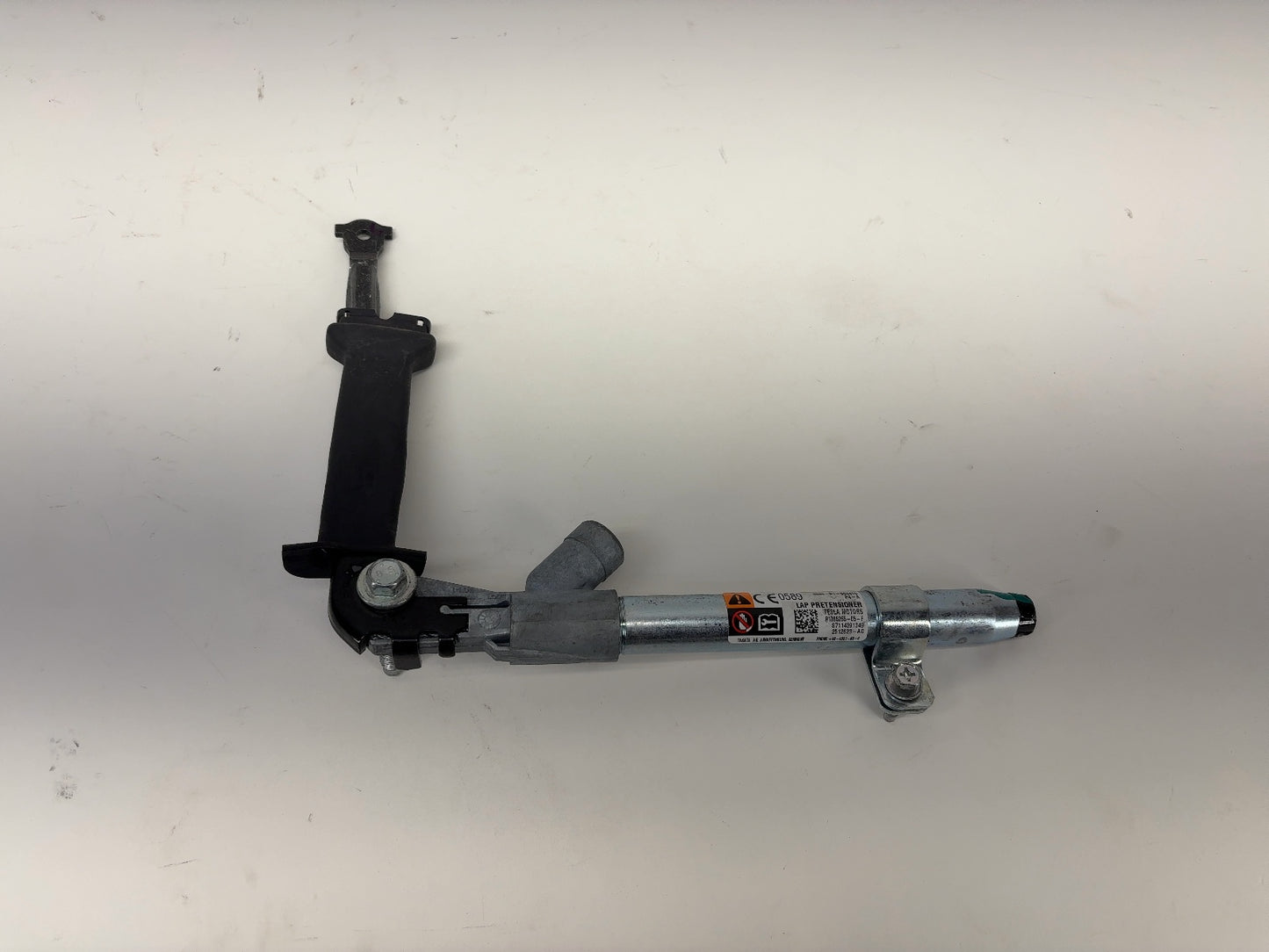 2017 Tesla Model X Front Right Seat Pretensioner 1005265-05-F