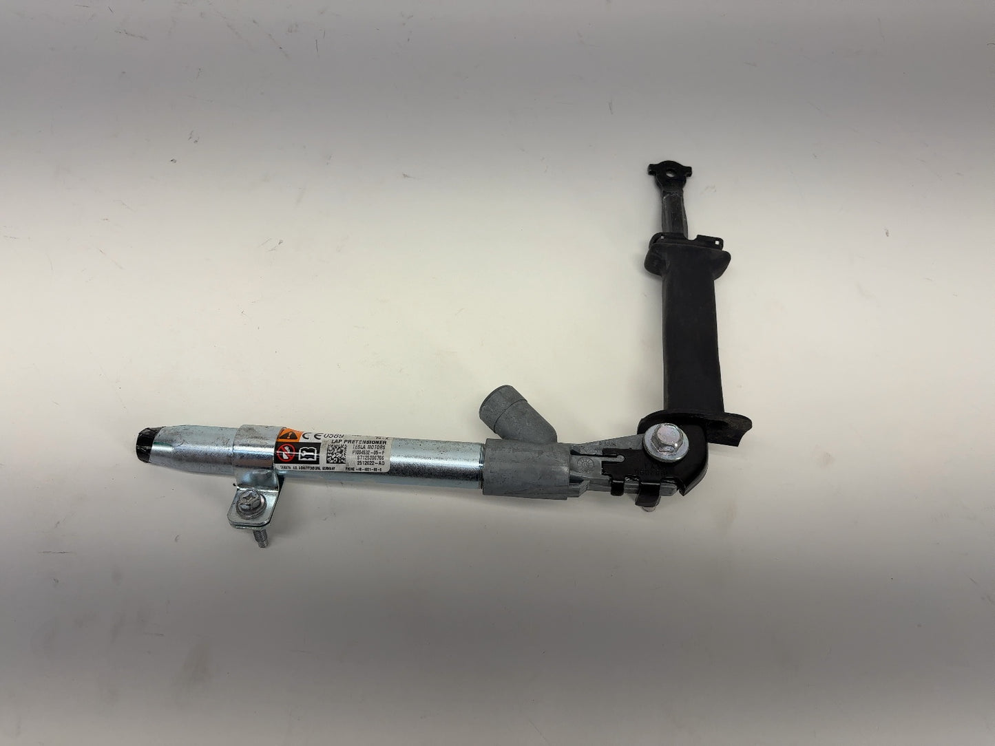 2017 Tesla Model X Front Left Seat Pretensioner 1004532-05-F
