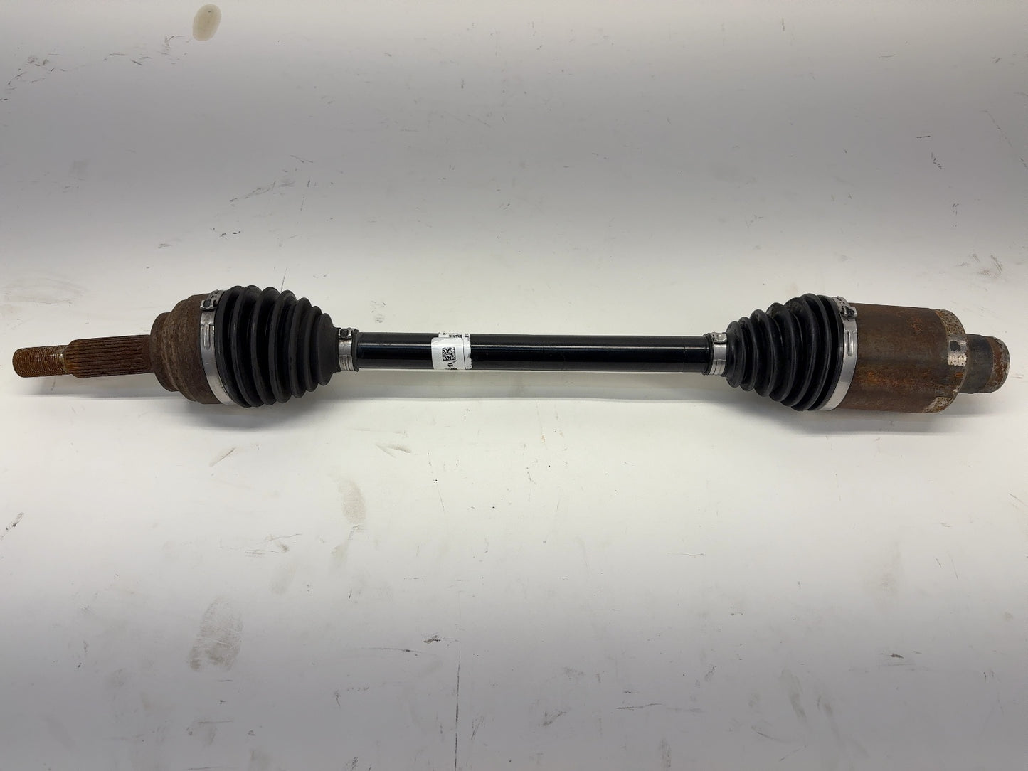 2017-2018 Tesla Model X Front Right Axle Shaft 1027115-00-D