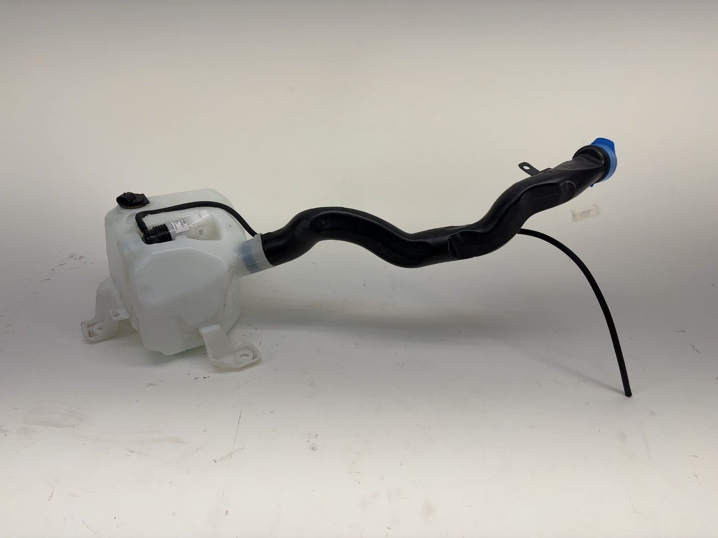2017 Tesla Model X Washer Tank Complete 1056761-00-B