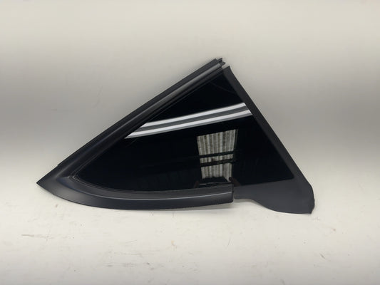 2025-2026 Tesla Model 3 Highland Rear Quarter Glass Right Black 1915484-20-C