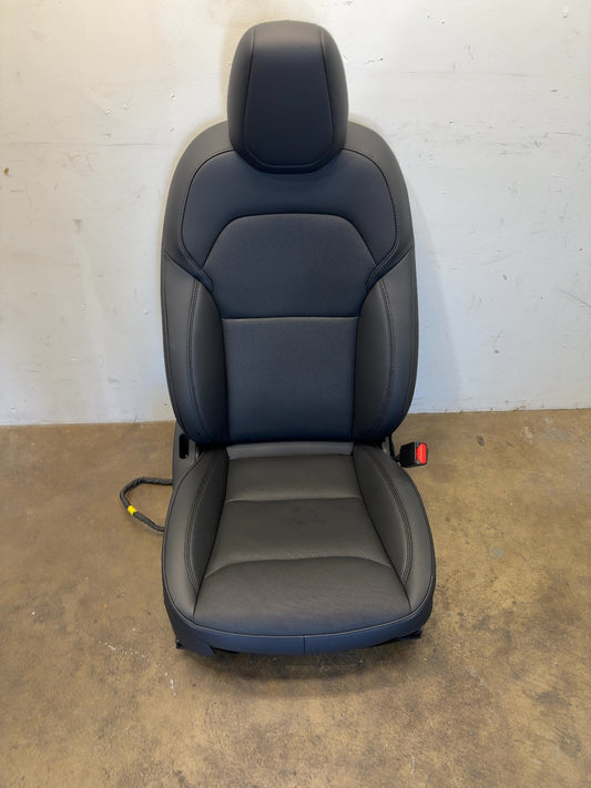 2025-2026 Tesla Model 3 Highland Front Right Seat Assembly 7754324-01-B