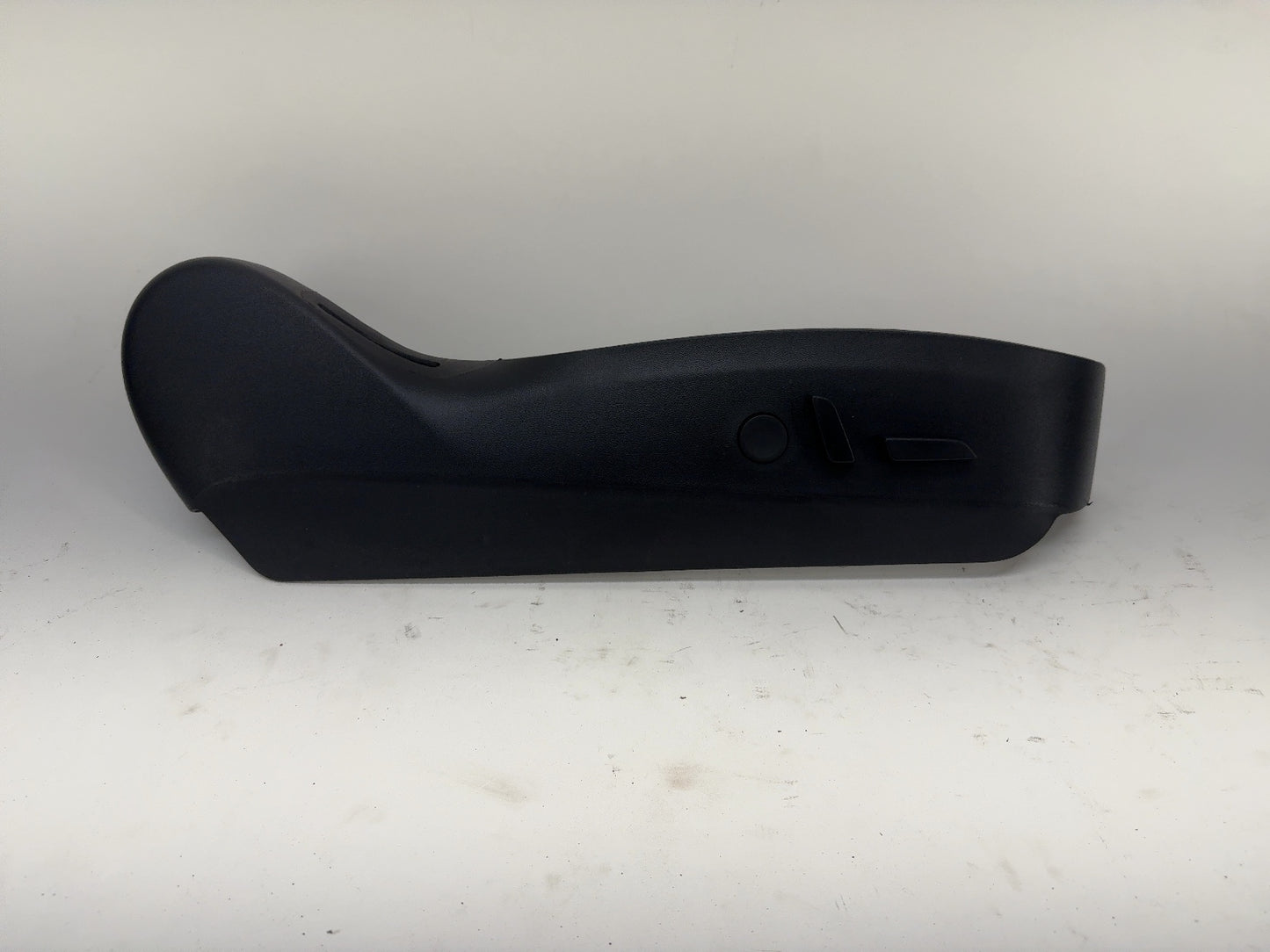 2018-2023 Tesla Model 3 Front Right Passenger Seat Trim With Buttons 1098349-00-C