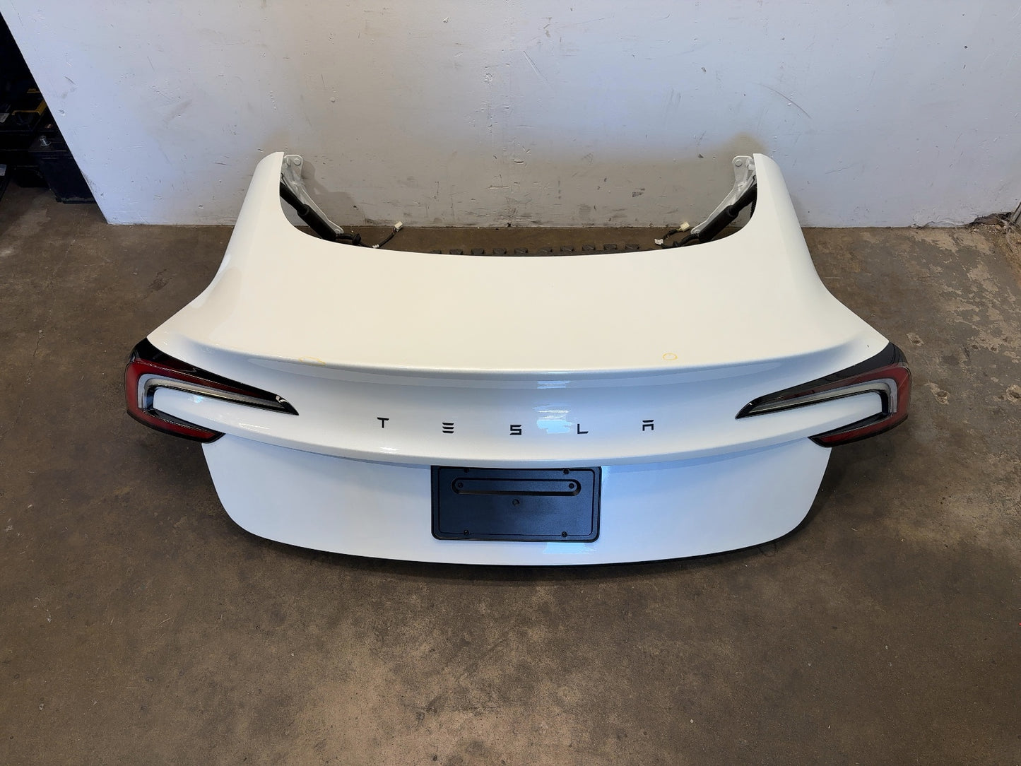 2024-2026 Tesla Model 3 Highland Trunk Lid Assembly 1714928-E0-B
